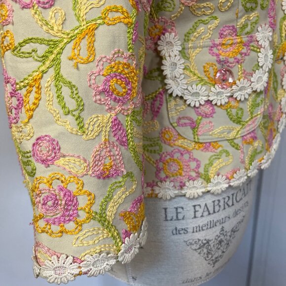 Cynthia Steffe embroidered lined embellished jacket- size 10 - Picture 5 of 8